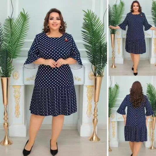 👗 Fodros pöttyös ruha